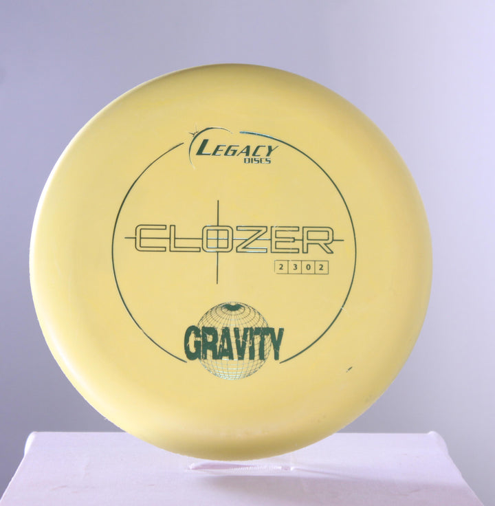 Gravity Clozer